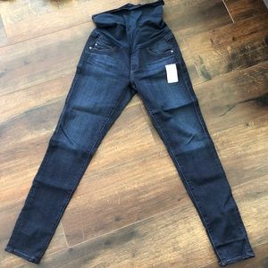 Maternity AG jeans size 26